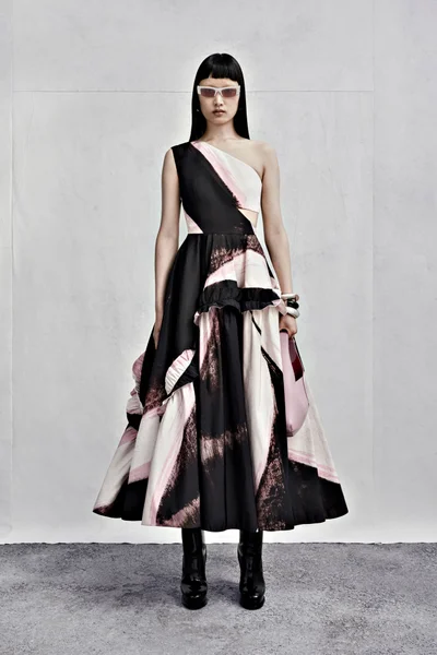 Look 3